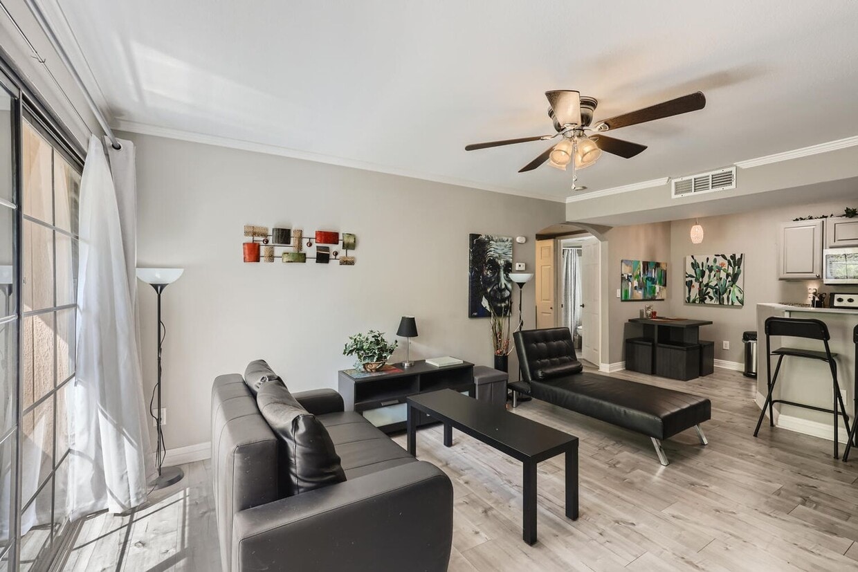 Primary Photo - STUNNING Fully Furnished 1-bedroom Condo!