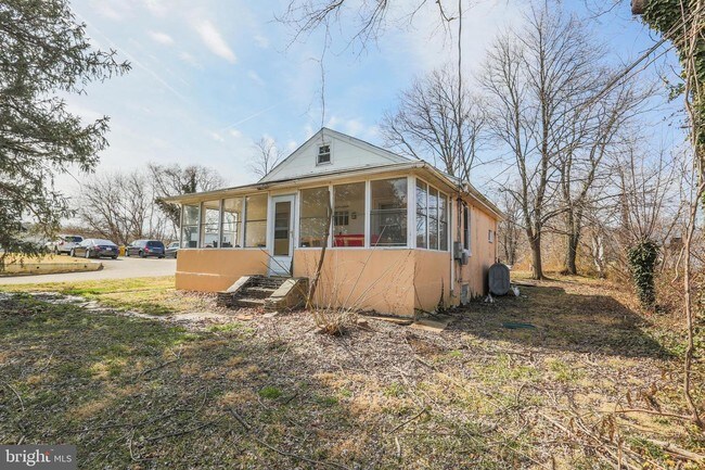 Building Photo - 622-A Hammonds Ferry Rd