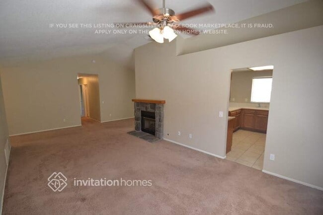 Building Photo - 2553 W Loma Vista Dr