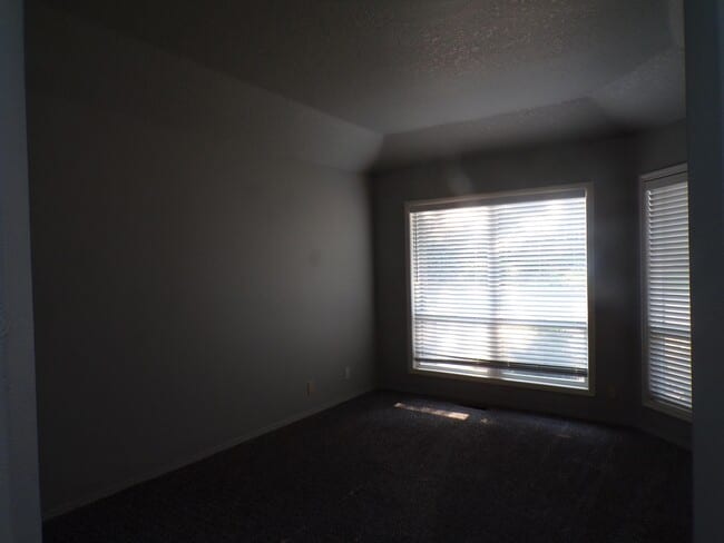 Building Photo - 14268 SW 134th Dr