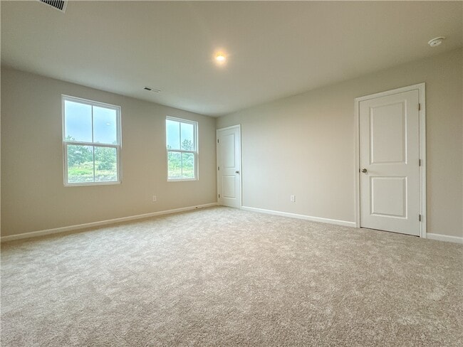 Building Photo - 14 Trailhead Rd