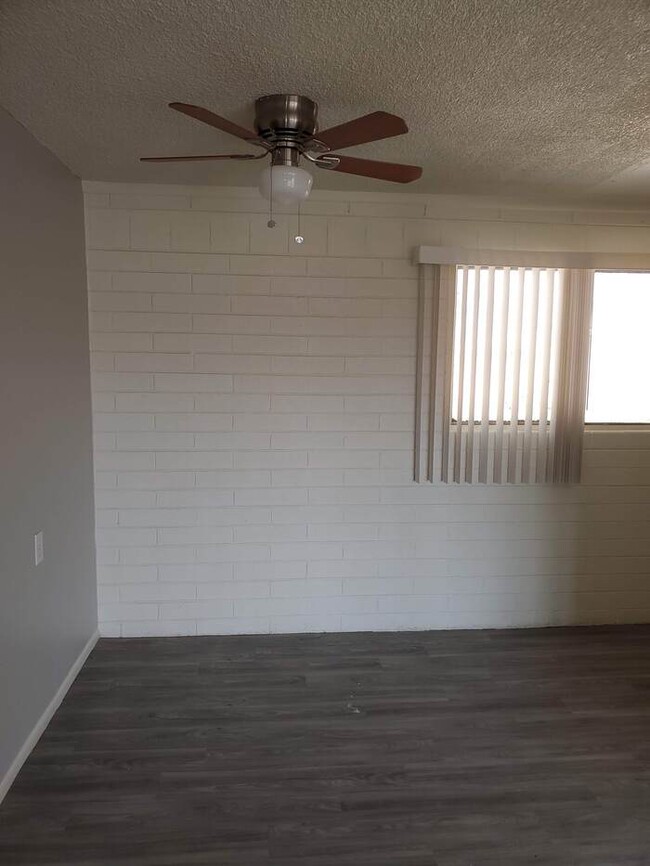 Building Photo - Pueblo Grande Apartments