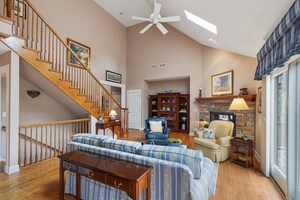 Foto del edificio - 632 Sycamore Rd