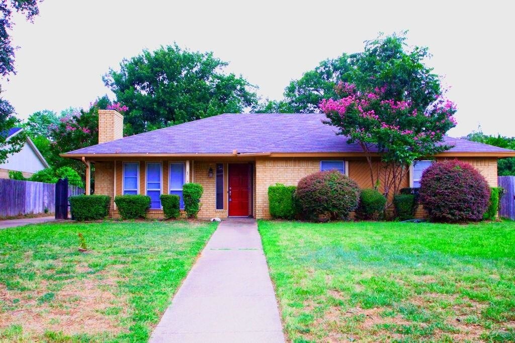 Primary Photo - 2961 Red Bird Ln