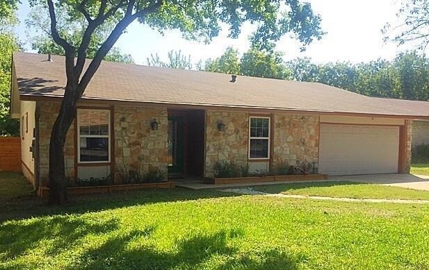 Building Photo - 3305 Spaniel Dr