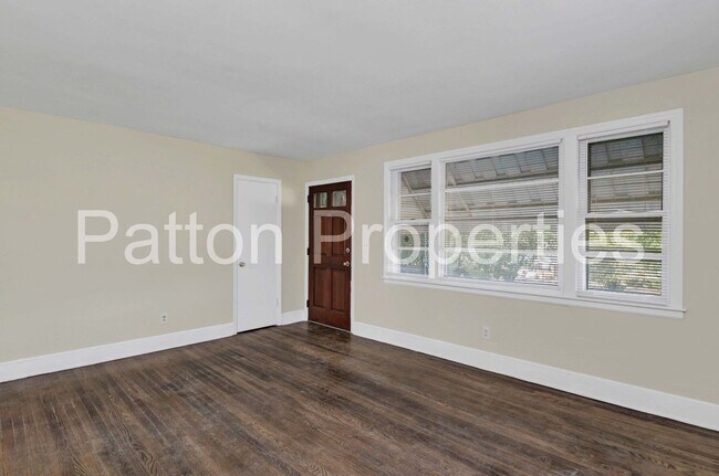 Building Photo - Standish Acres Home