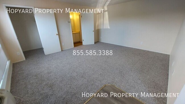 Foto del edificio - 5155 Arden Wy