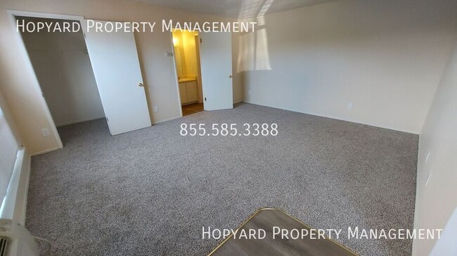 Building Photo - 5155 Arden Wy