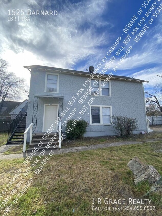 Foto principal - 1525 Barnard St