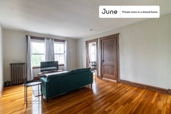 Foto del edificio - Room in Shared 4 bed/1 bath home in Somerville