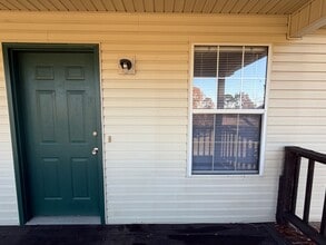 Building Photo - 4063-4063 Wynn St