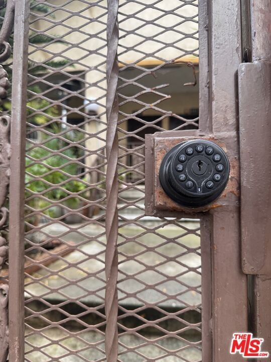 Building Photo - 4412 Prospect Ave