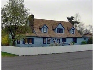 Primary Photo - 127 Monomonock Rd
