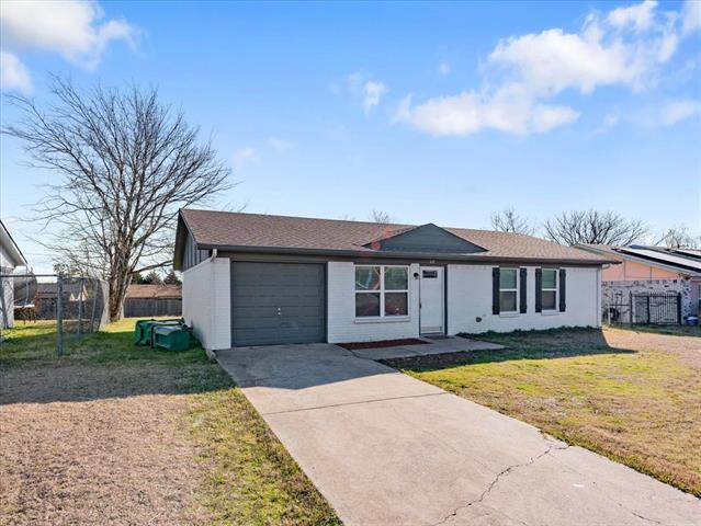 Building Photo - 412 Yellow Jacket Dr