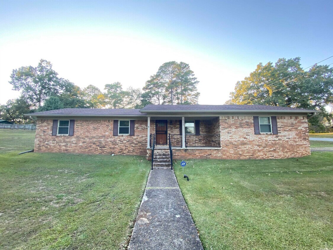 6905 Quail Run Dr, Benton, AR 72019 House Rental in Benton, AR