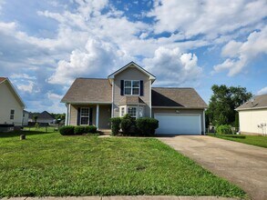Building Photo - 4048 New Grange Cir