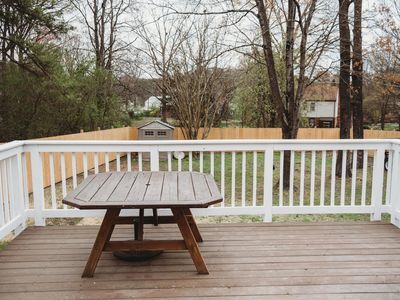 Foto del edificio - 1511 Timbercrest Ln