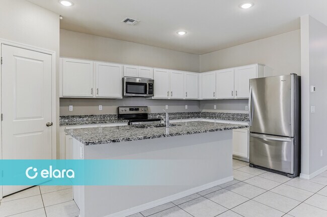 Foto del edificio - 35228 W San Capistrano Ave