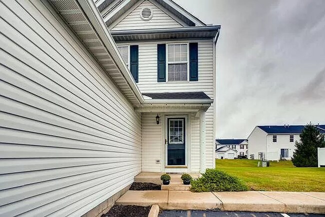 Building Photo - 6120 Georges Park Dr