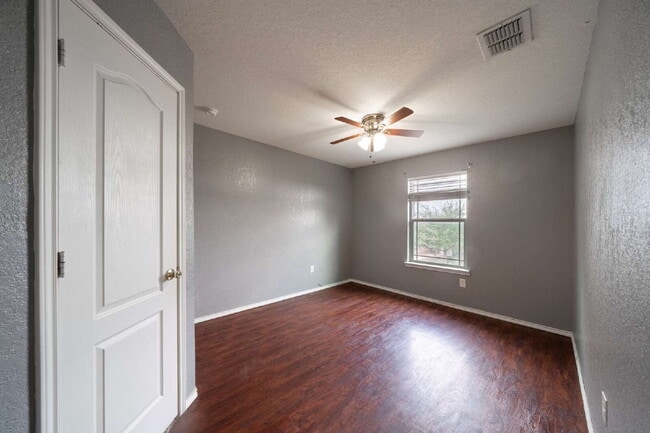 Foto del edificio - 9131 Canter Horse