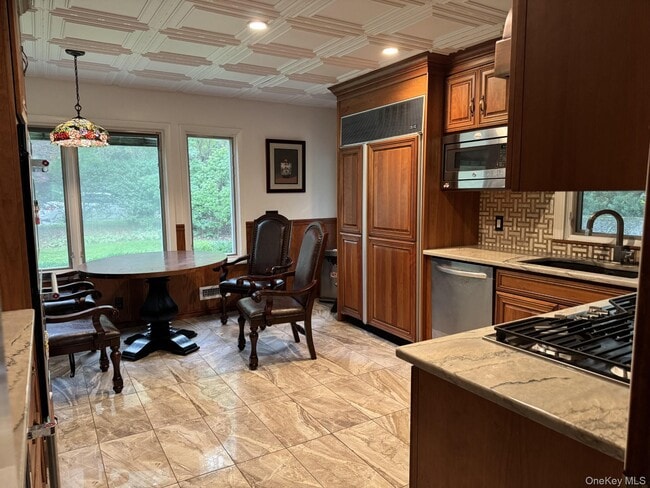 Building Photo - 12 Warnke Ln