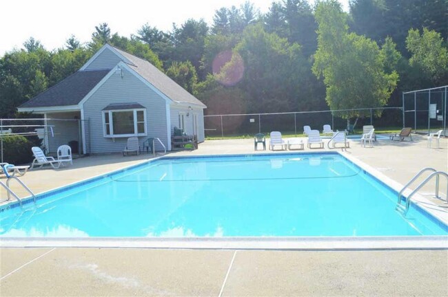 Foto del edificio - 514 Springbrook Cir