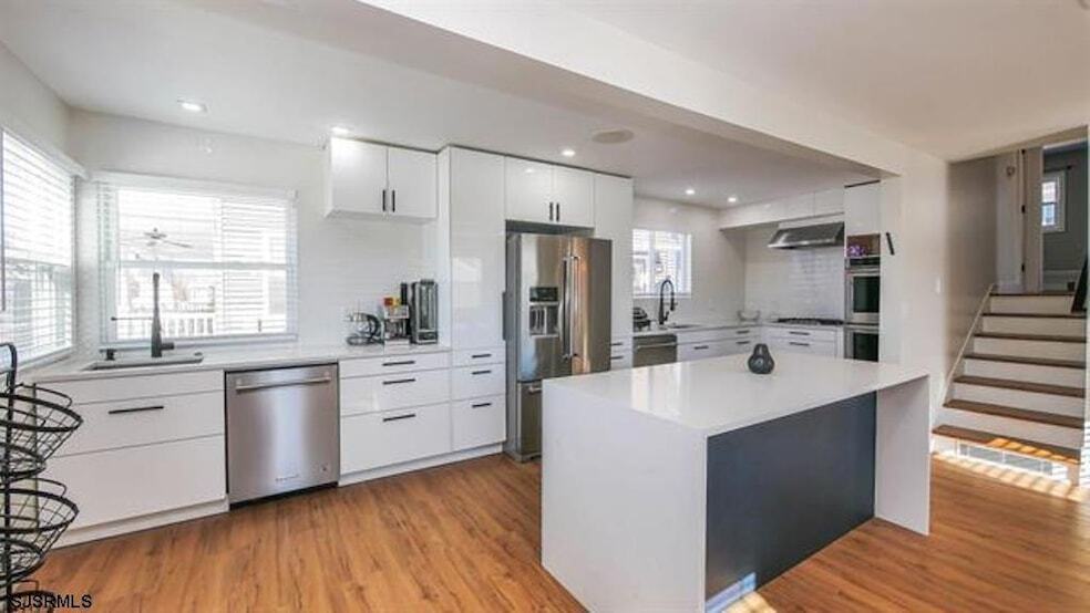 Foto principal - 239 N Clermont Ave