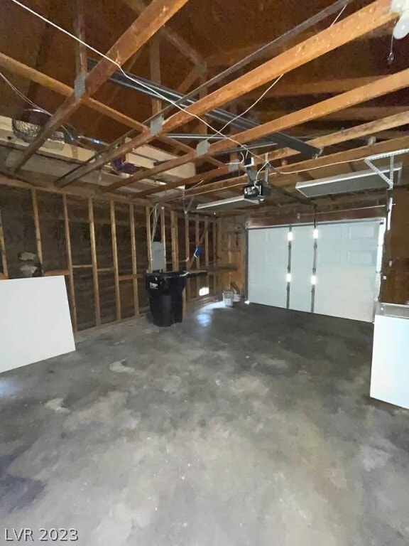Primary Photo - 915 N Major Ave