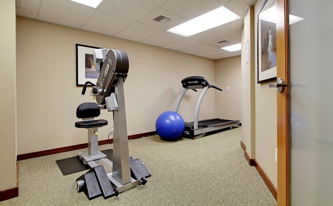 Exercise Room - Radcliffe Place Senior Living