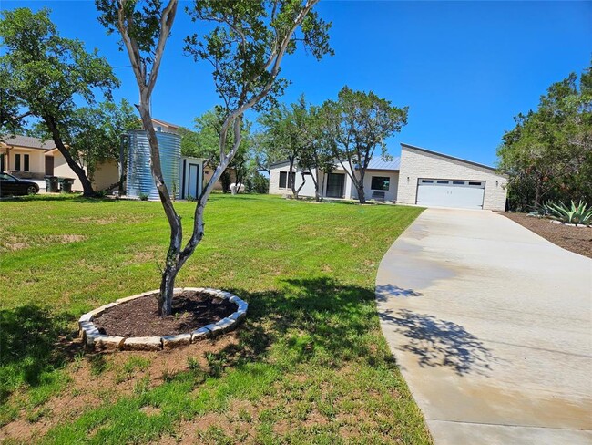 Building Photo - 24506 Lois Ln