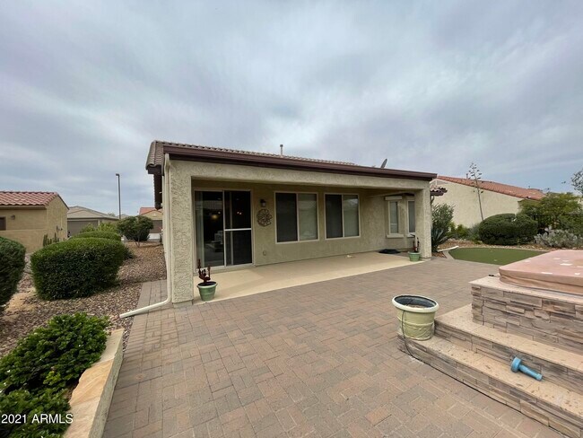 Foto del edificio - 6766 W Noble Prairie Way