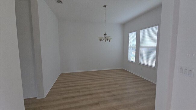 Building Photo - 11839 Cross Vine Dr