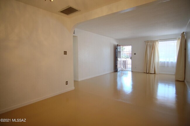 Foto del edificio - 4917 E Timrod St