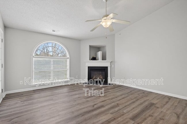 Building Photo - 4285 Cedarcroft Ct