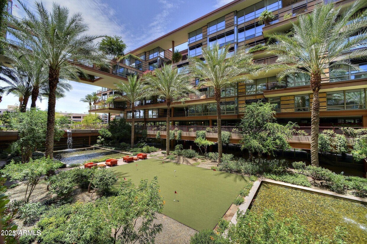 Primary Photo - 7141 E Rancho Vista Dr