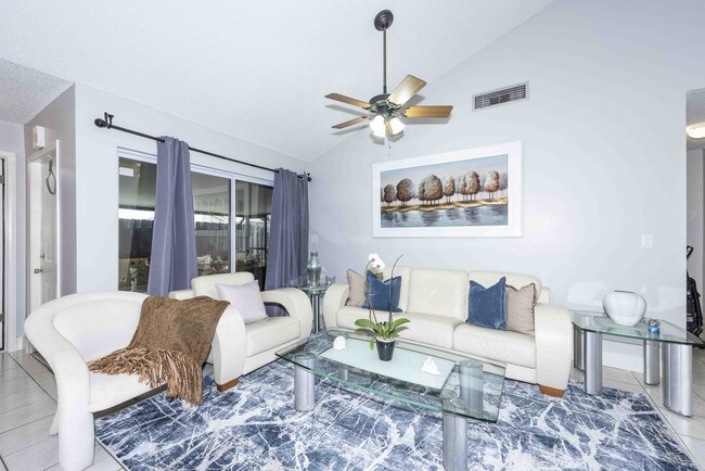 Foto del edificio - 1093  Summit Trail Circle A