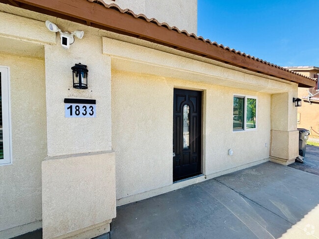 Building Photo - 1831 Granville Way