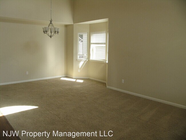 Foto del edificio - 5 br, 2.5 bath House - 12717 SW Davinci ln