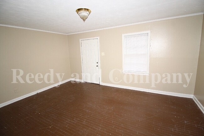 Building Photo - 3540 Wilshire Rd