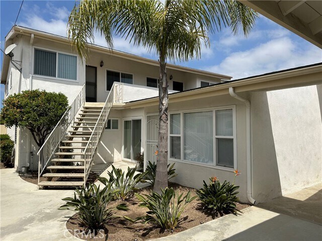 Foto principal - 21023 Donora Ave