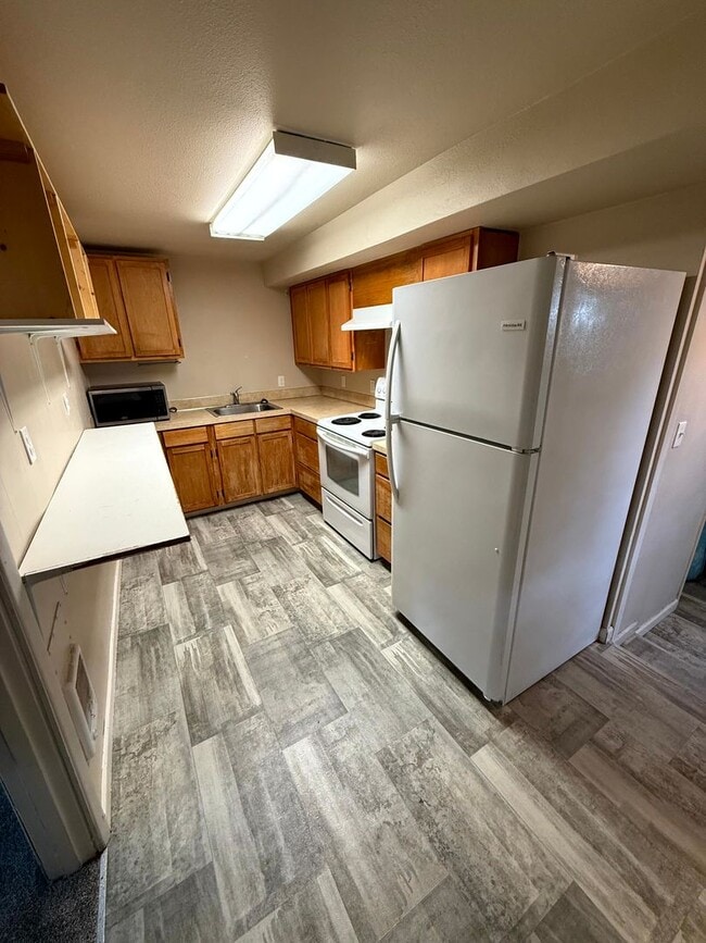 Building Photo - 2523 Kincaid St