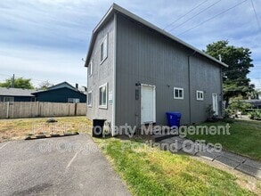 Building Photo - 10762 NE Prescott St