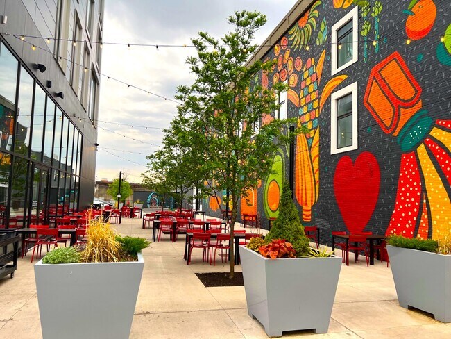 Foto del edificio - 480 S Salina St