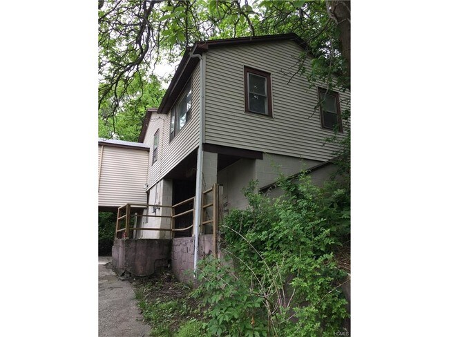 Building Photo - 482 Route 9D