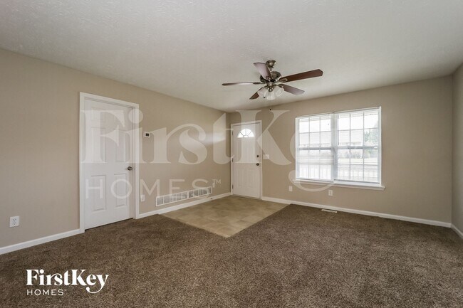 Foto del edificio - 208 Pleasant Way