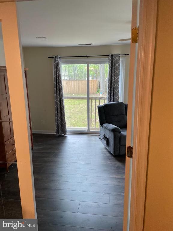 Building Photo - 3460 Cohasset Ave