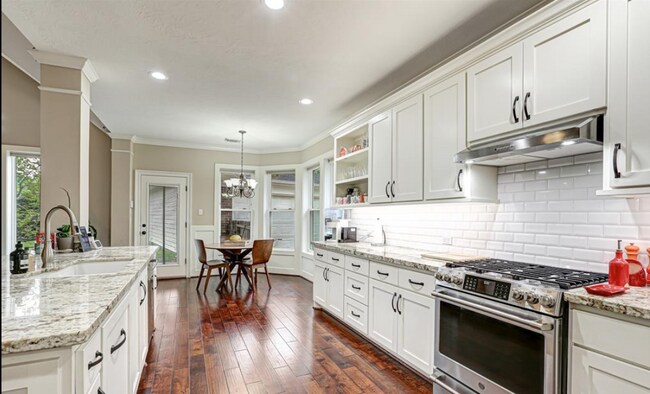 Building Photo - 12503 Whispering Sands Ct