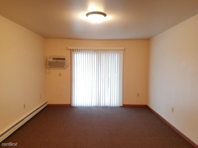 Building Photo - 3780 S 43rd St