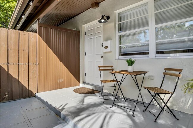 Foto del edificio - 2810 SW 33rd Ave