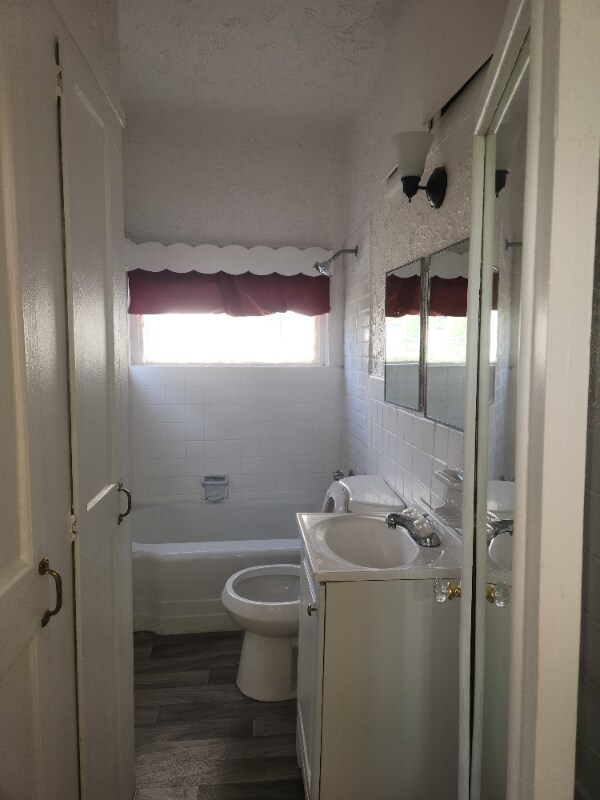 Primary Photo - 4516 Montgall Ave